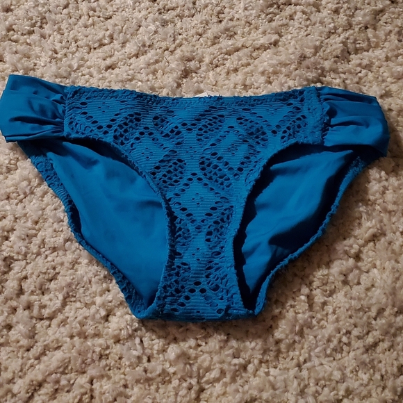 BECCA Bikini Bottom - Picture 2 of 6